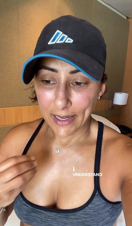 Saira Khan schauspielerin nackte archiv