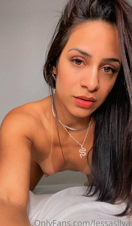 Alessa Silva sexy porno fotos