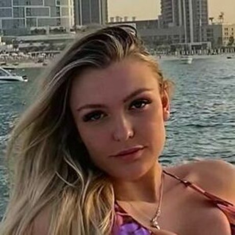 MillieT25 sexy nacktheit fotos