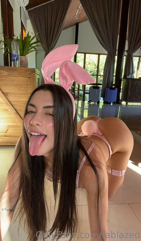 fablazed model porno bilder