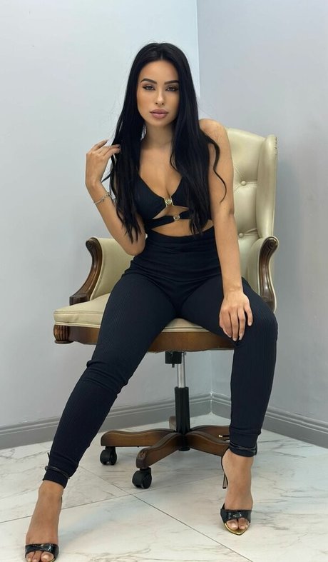 Larissa Nunes erwachsene sexy archiv