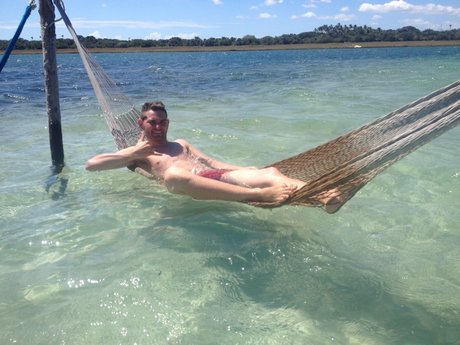 Leonardo Rocha nackt pornographische bild