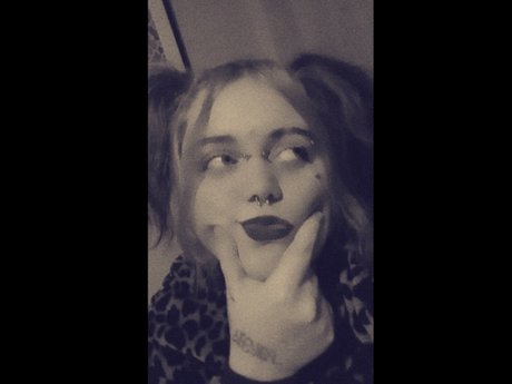 LeAnie MaRie StoNer_ erwachsene hübsche archiv