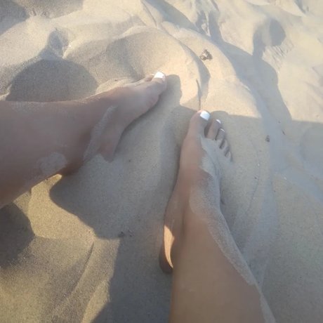 Layla Sky nackt perfekte foto