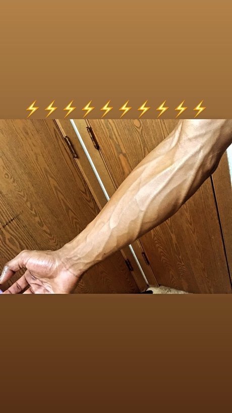 Ricky_ schöne nacktheit bild