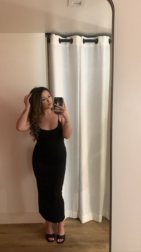 LilMamas sexy nacktheit foto