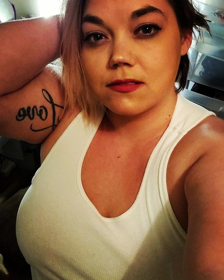 Lady Lou pornostar sex galerie