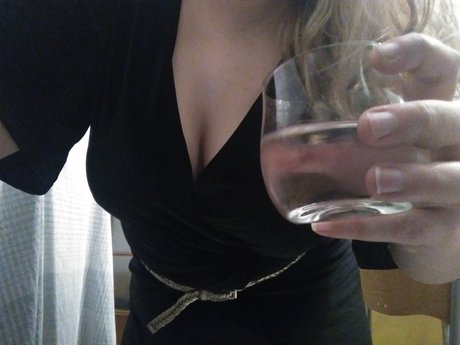 Maddie Wolf nackt beste bild