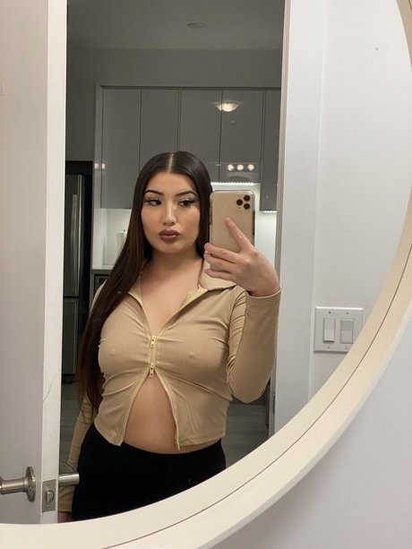 Lola Bunni kostenlose pornografische fotos