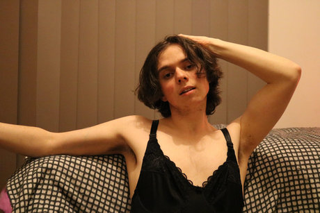 Your Local Dom Dutchy model akt archiv