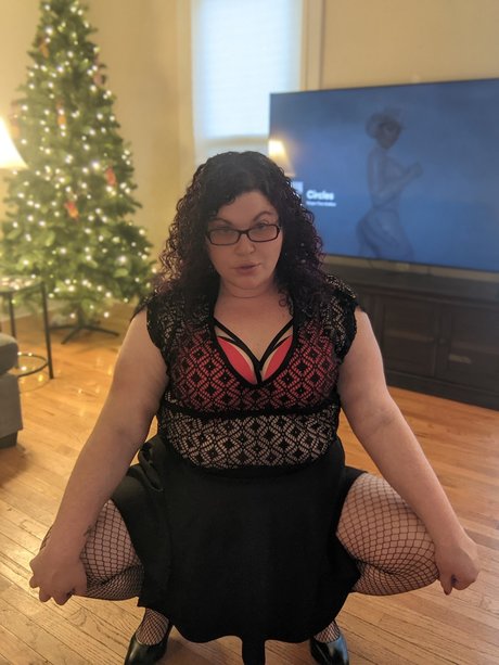 Lizzee Burns nacktheit exklusive fotos