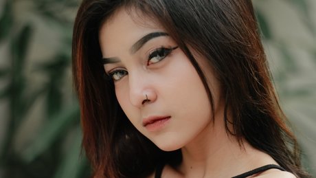 Tiny Dianne_ freie akt bild