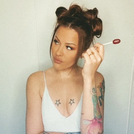 Mamsel nacktheit akt galerien