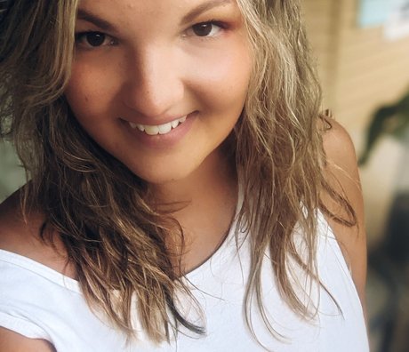 Renee Novela erwachsene heiße foto