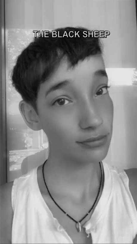 Rin Honeybun xxx nacktheit galerie