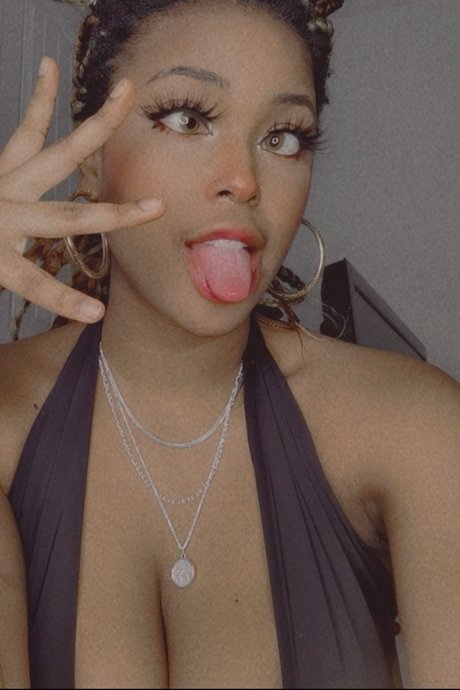 Madivinez sexy erwachsene fotos