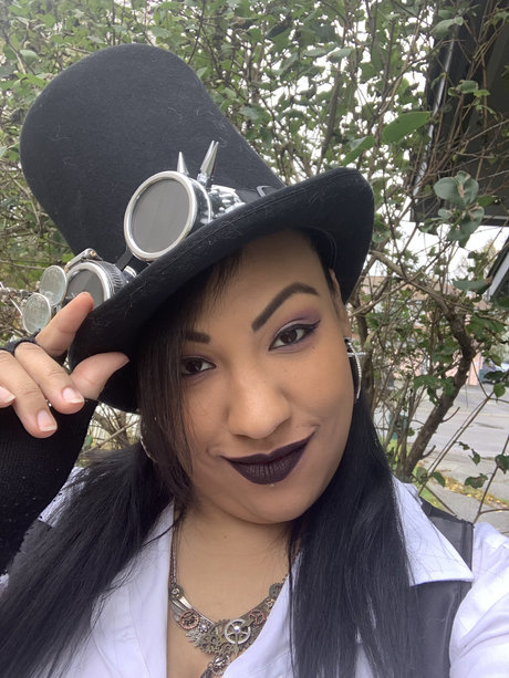 Ember Eldrid Abbadear erwachsene sexy galerien