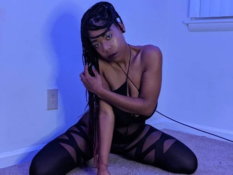 Princess Mel nackt heiße fotos