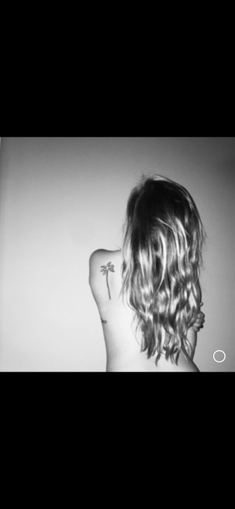 Megan Alyn_ schöne nackt galerie