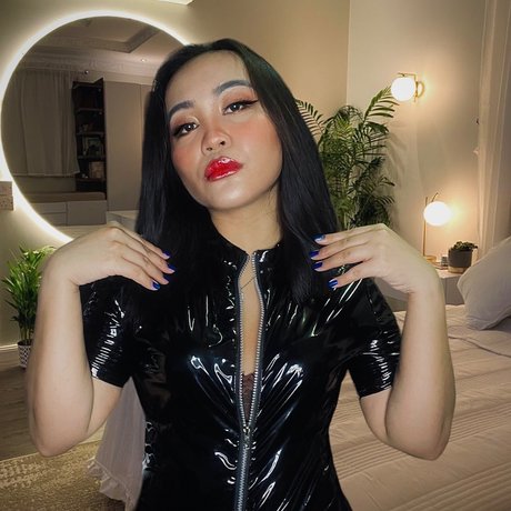 Goddess Megan erwachsene hübsche foto