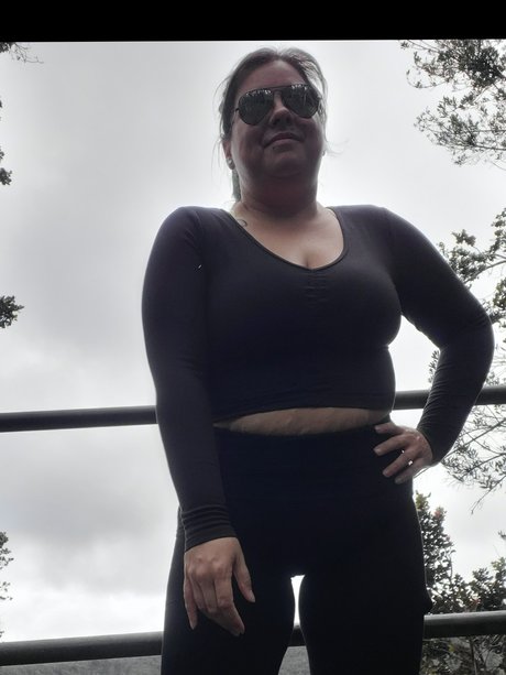 MaryJai hübsche nackte bild