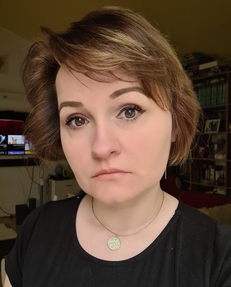 Minewra schauspielerin pornographische bilder