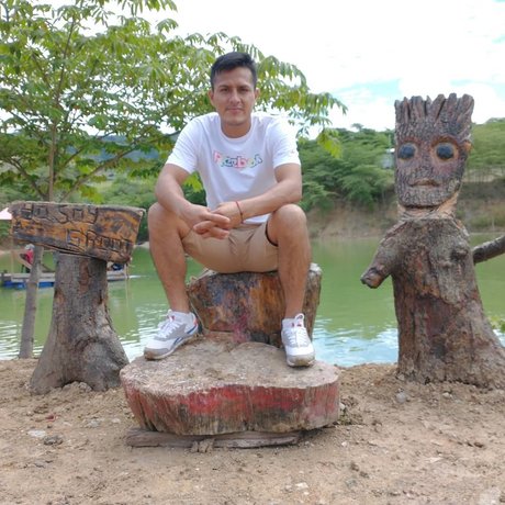 Milver cv freie nackte fotos