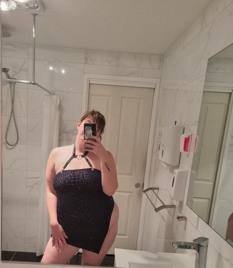 Mickey Beebop NO PPV exklusive porno archiv