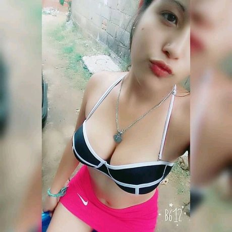 Micaela Nieve xxx pornografische bilder