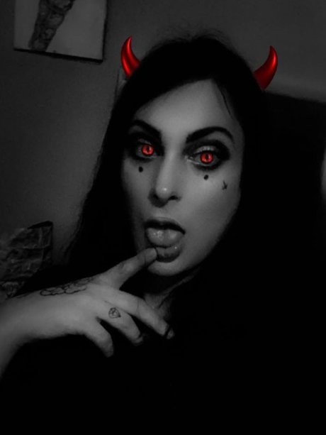 Mia Orr nackt hübsche bilder