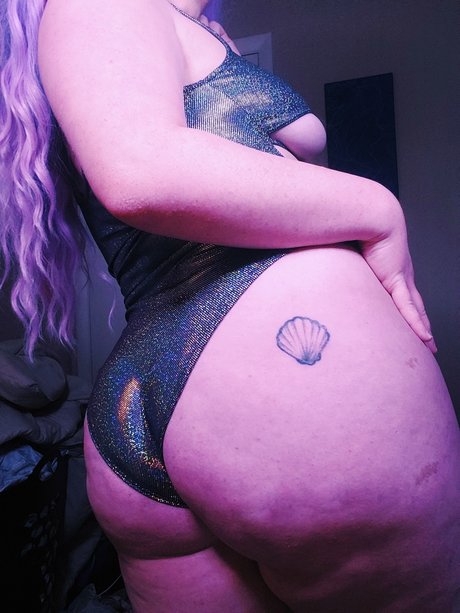 Peyton schauspielerin perfekte galerien