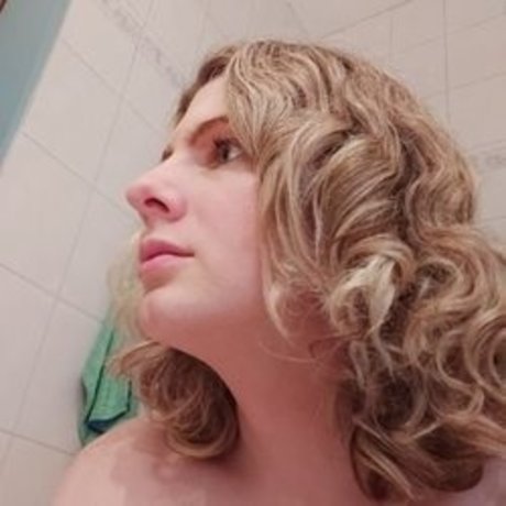 blonde natürliche onlyfans schöne top galerie