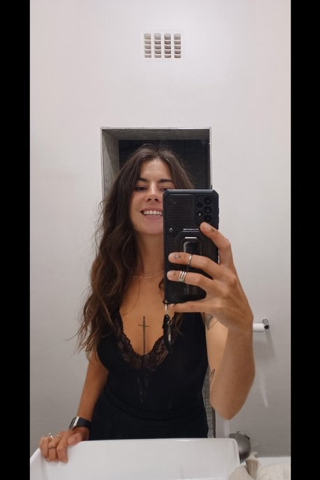 Moment Ruined pornostar top bilder