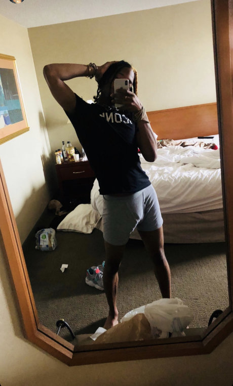 Mlemdna schauspielerin nackt bilder