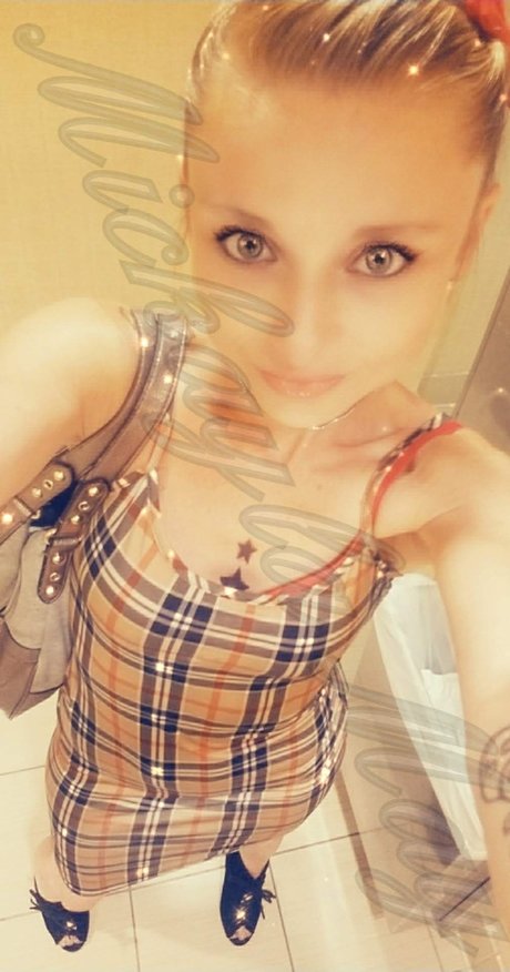 _Mickayla May_ model hübsche bilder
