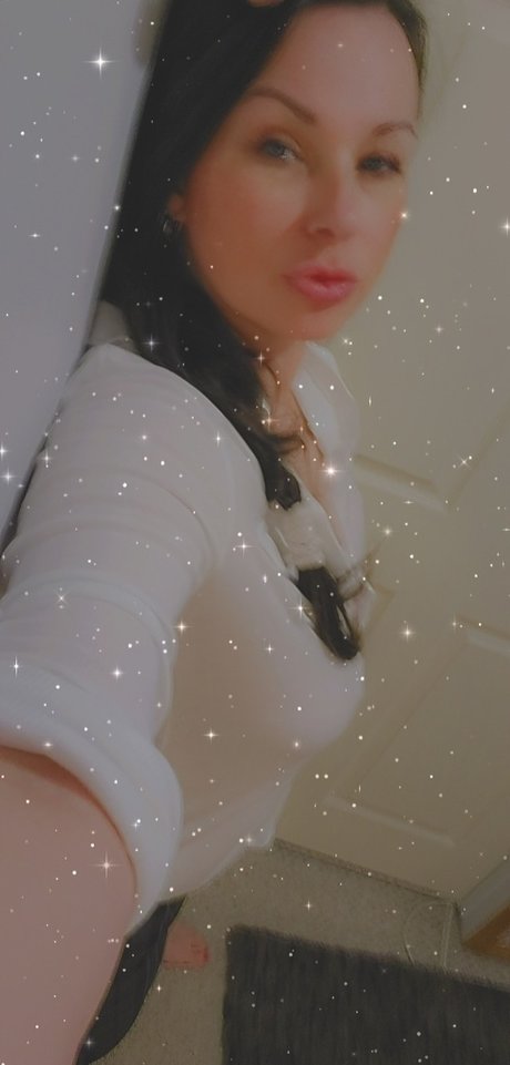 Miss Kiki pornostar nacktheit bild