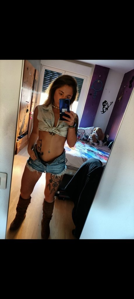 N mesisMF model exklusive bild