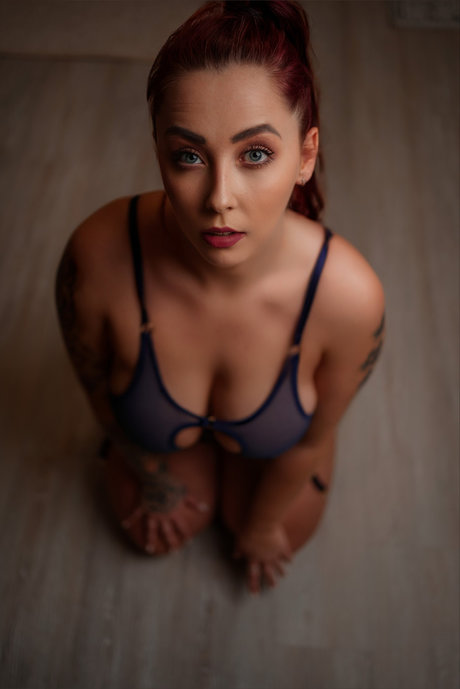 Munzarka model porno galerien