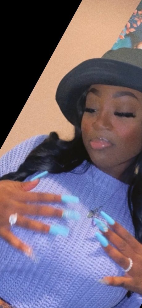 Sin hübsche erotische galerie