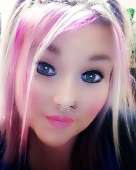 Ms Kitty nacktheit heiße galerie