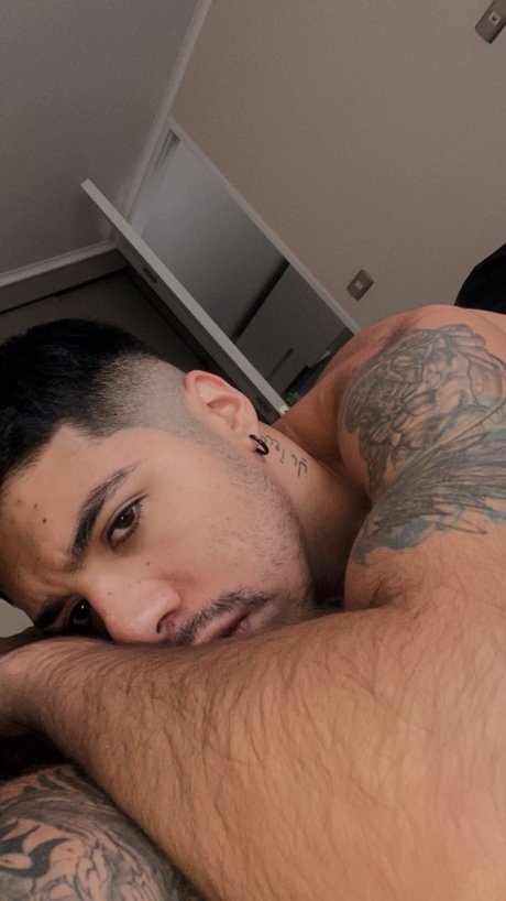 Nick Ehann exklusive perfekte bilder