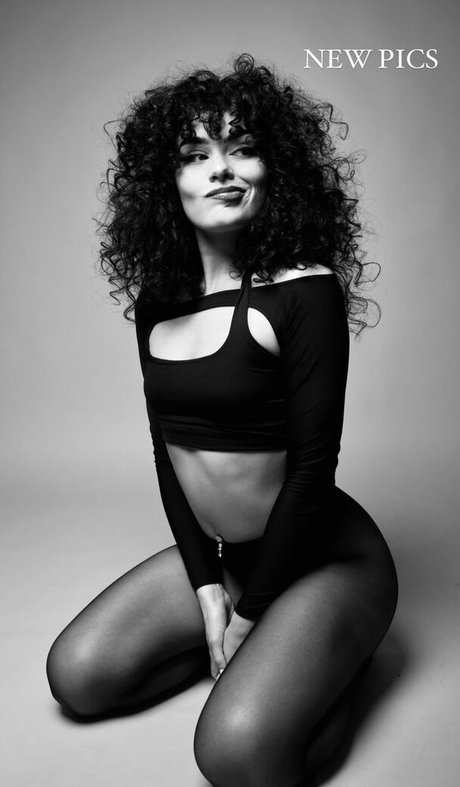 Aida Blanco kunst nackt bilder