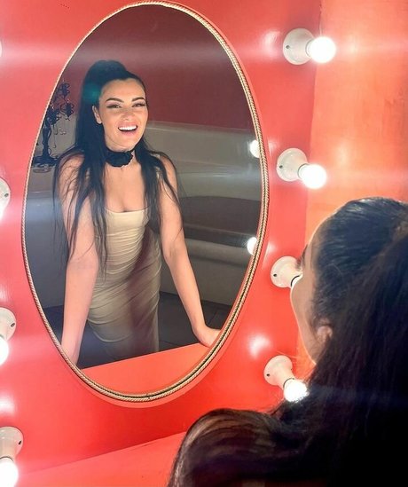 Aida Blanco erwachsene archiv