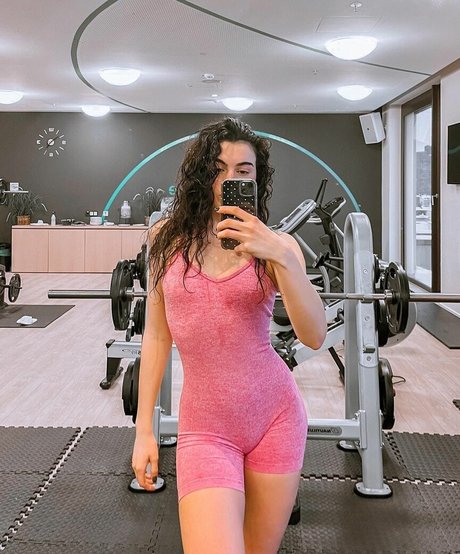 Aida Blanco nackt perfekte fotos