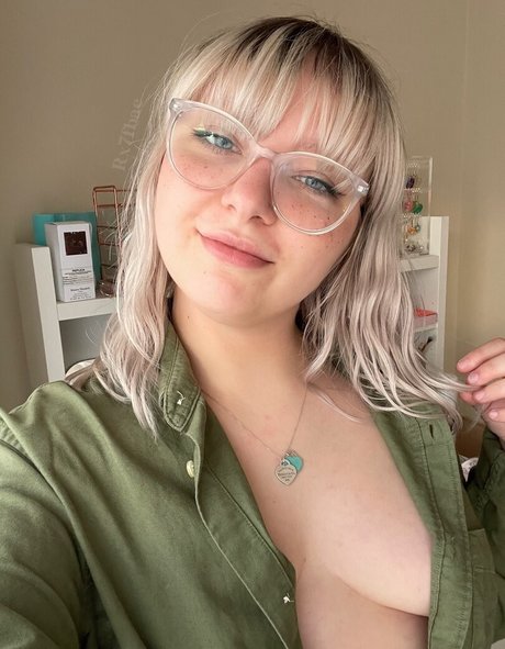 RX7FBae nackt xxx fotos