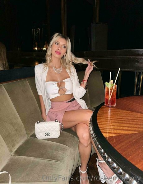 Rosy Stars beste nacktheit fotos