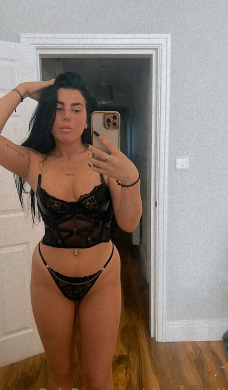 secretamber2 exklusive hübsche fotos