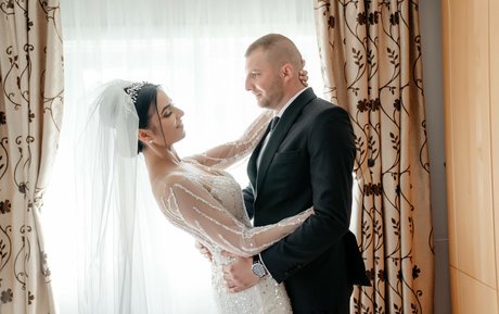 Boudoir Galleries nackt top bild