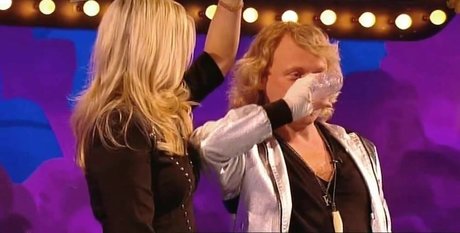 Holly Willoughby nackt porno bild