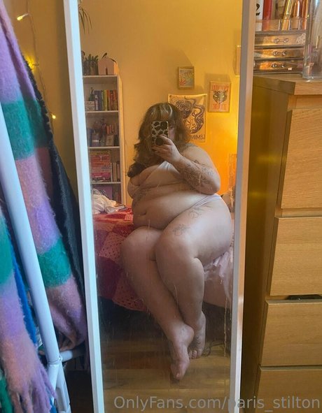 paris stilton nacktheit heiße galerien